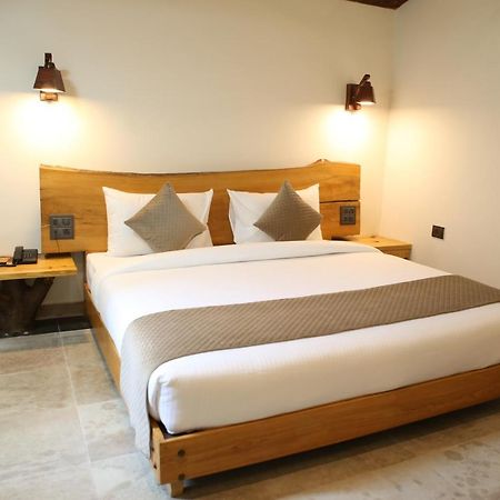 Granny'S Den Resort Rājpur Extérieur photo