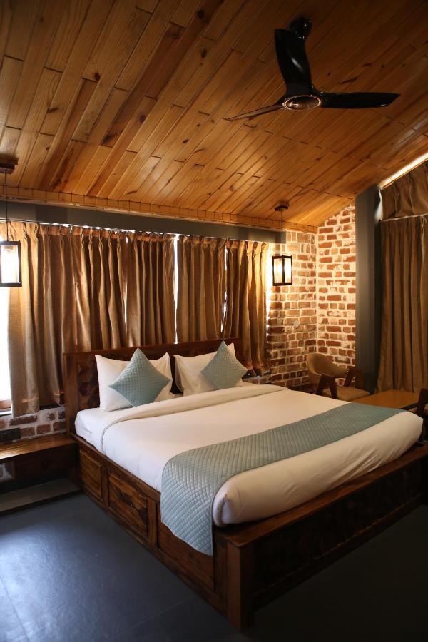 Granny'S Den Resort Rājpur Extérieur photo